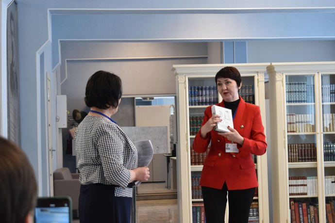 Алла Громова стала почетным гостем конференции к&nbsp;145-летию Ивана Новикова