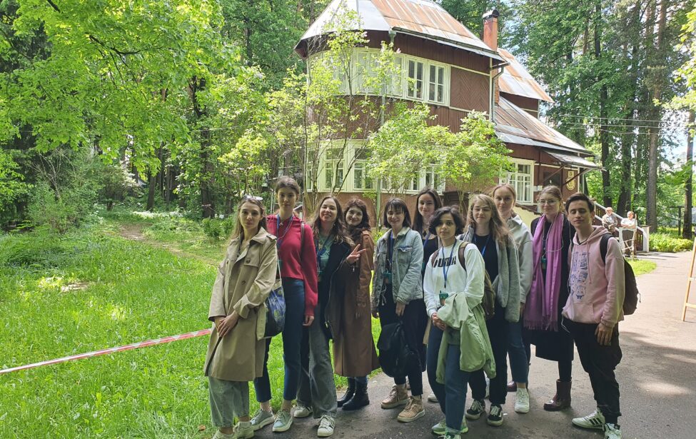 Студенты ИИЯ посетили дом-музей Бориса Пастернака