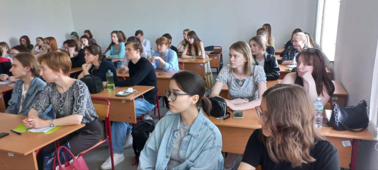 Алпера Тулгар 4