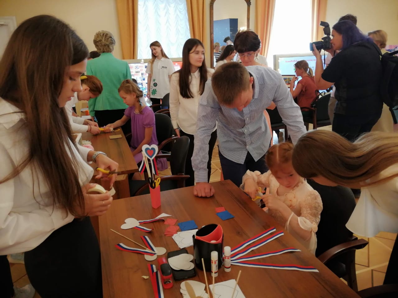 1b0fa34b-ace9-4ba2-b76c-d9492c0b0d35