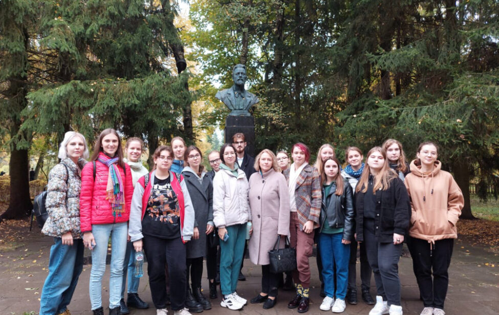 Экскурсия &laquo;Мелихово&nbsp;&mdash; Давидова пустынь&nbsp;&mdash; Талеж&raquo;