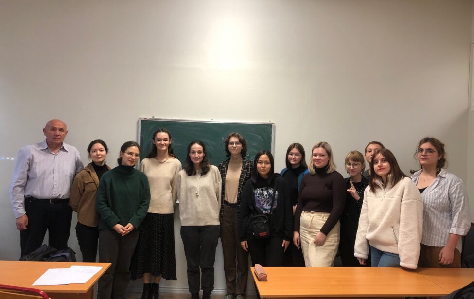 В&nbsp;китайском киноклубе &laquo;Лес теней&raquo; прошла первая лекция!