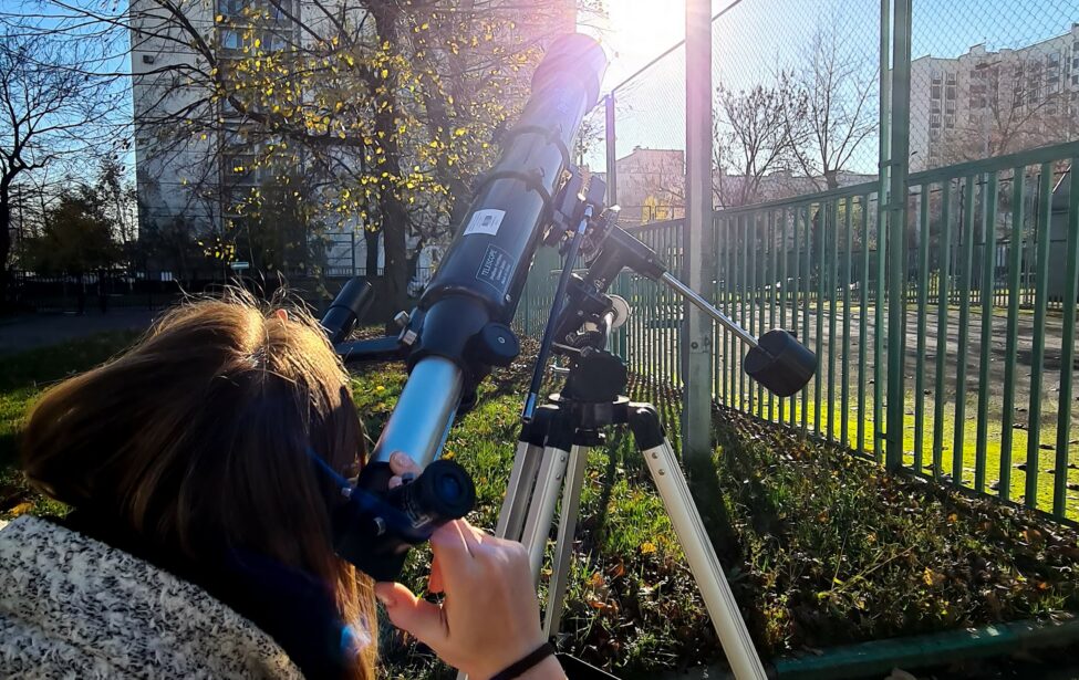 Студенты и&nbsp;сотрудники ИЦО наблюдали частичное солнечное затмение
