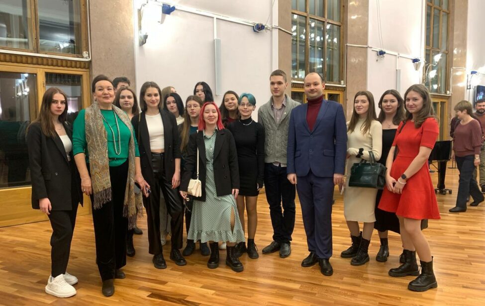 Театральная жизнь