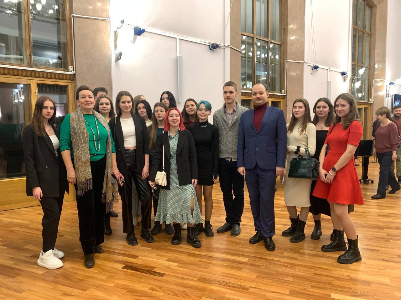 Театральная жизнь