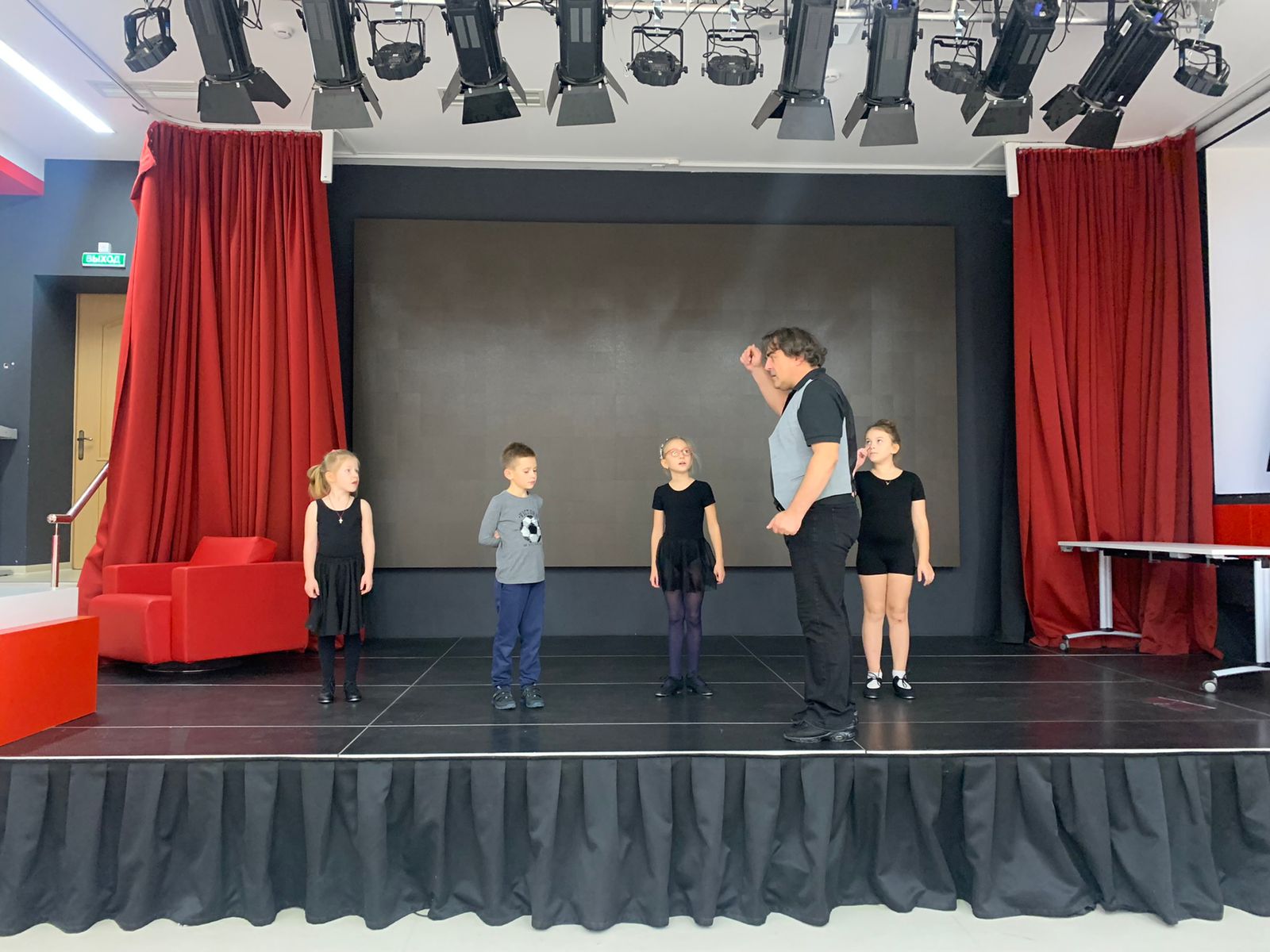 «Старт-ПРО» приглашает детей 5−10 лет в Театр Мюзикла