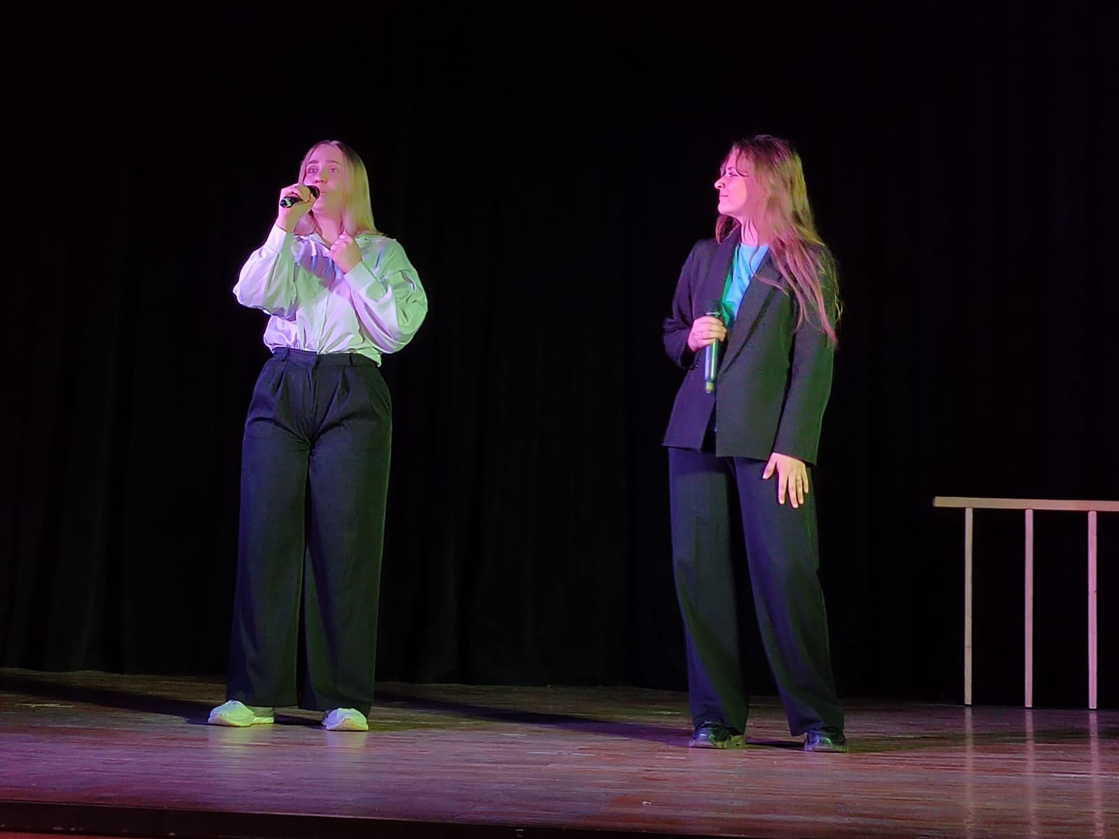 b835895c-e8a1-4aac-875f-bff05da632e4