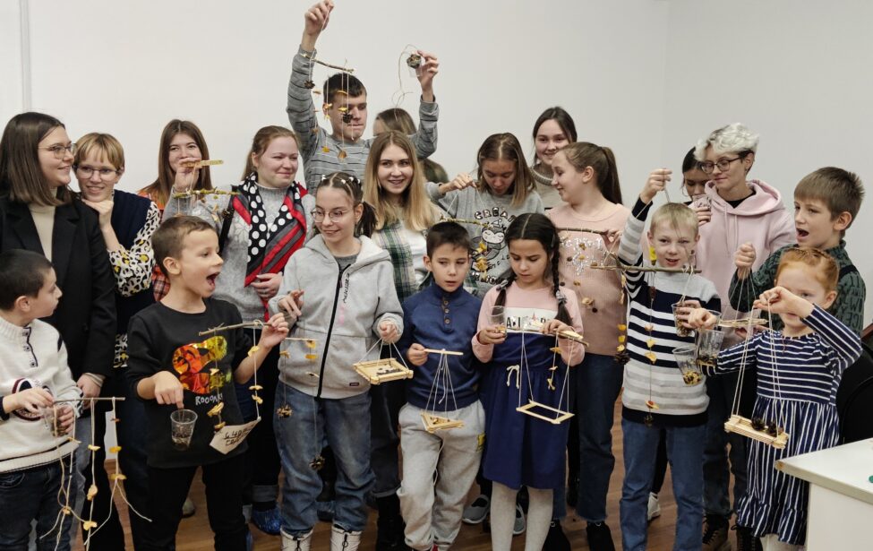 Мастер-класс &laquo;Эко-кормушка&raquo; в&nbsp;Школе общения #ятожеособенный