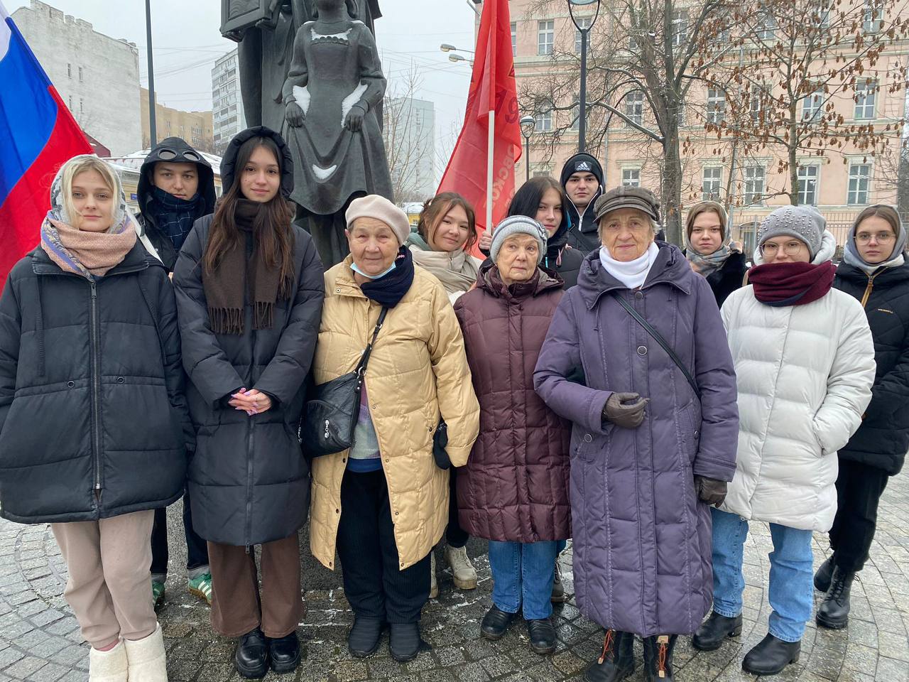 Студенты и&nbsp;преподаватели ГПК почтили память добровольцев-ополченцев