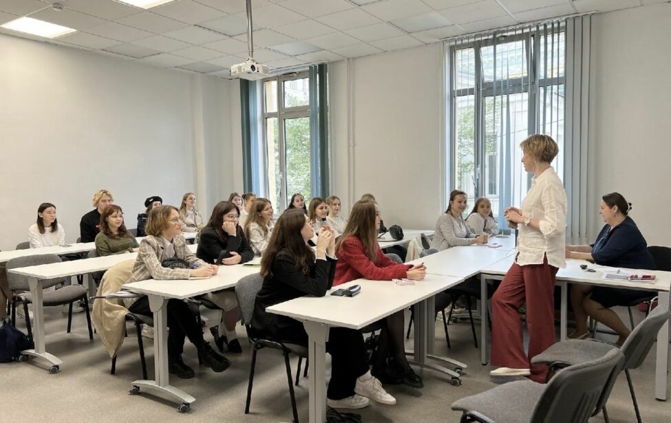 Первокурсники побфран об&nbsp;итогах ознакомительной практики