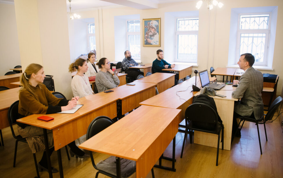 Английский язык через российские реалии