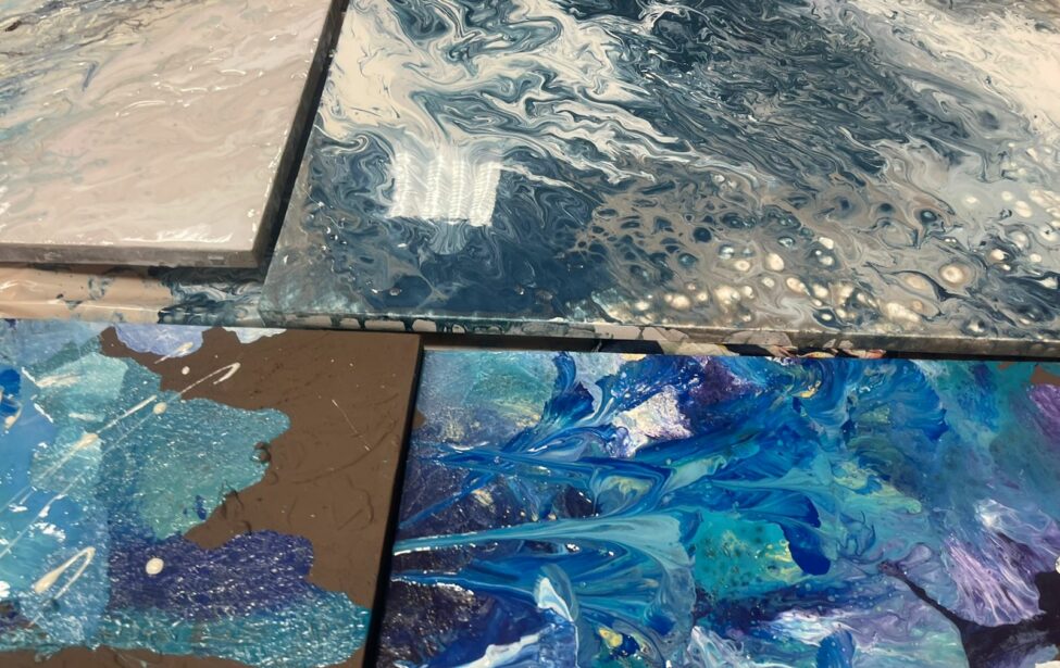 В&nbsp;ИКИ прошёл мастер-класс по&nbsp;интерьерной живописи Fluid Art