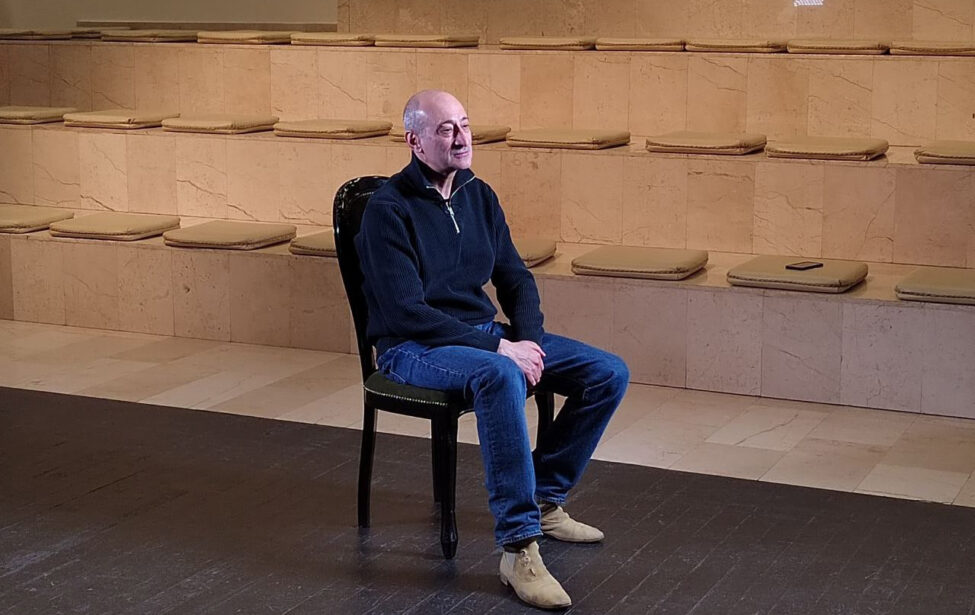 Мастер актёрского курса Карэн Бадалов рассказал о&nbsp;поступлении и&nbsp;профессии актёра