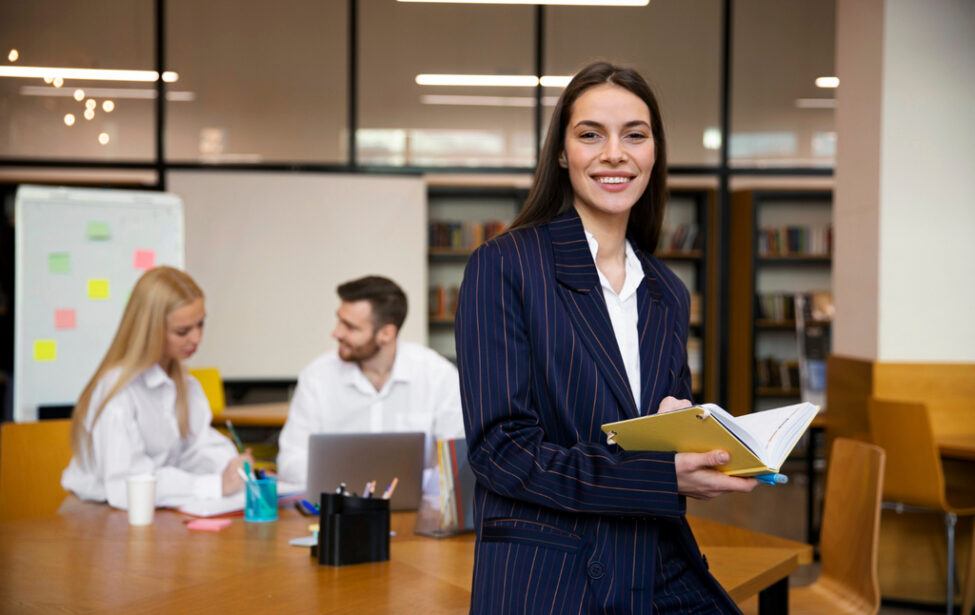 Елена Иванова провела стажировку для директоров школ