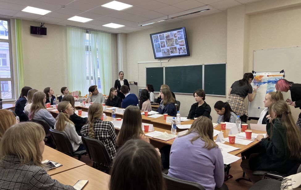 Круглый стол для школьников Москвы &laquo;Мой импрессионизм&raquo;