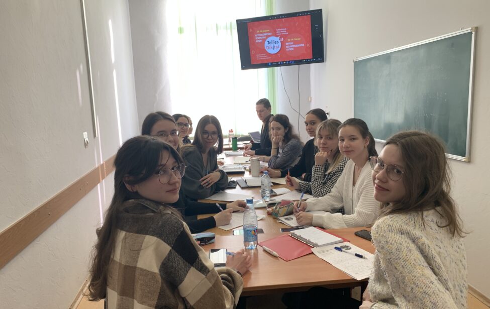 Tolles Diktat 2023 состоялся при поддержке ИИЯ