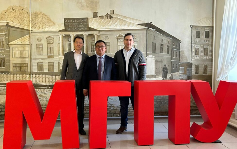 Встреча с&nbsp;представителями Хэбэйского института физического воспитания