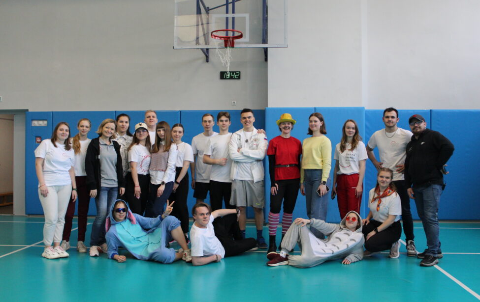 Студенты ИЕСТ организовали праздник для школьников района Ивановское
