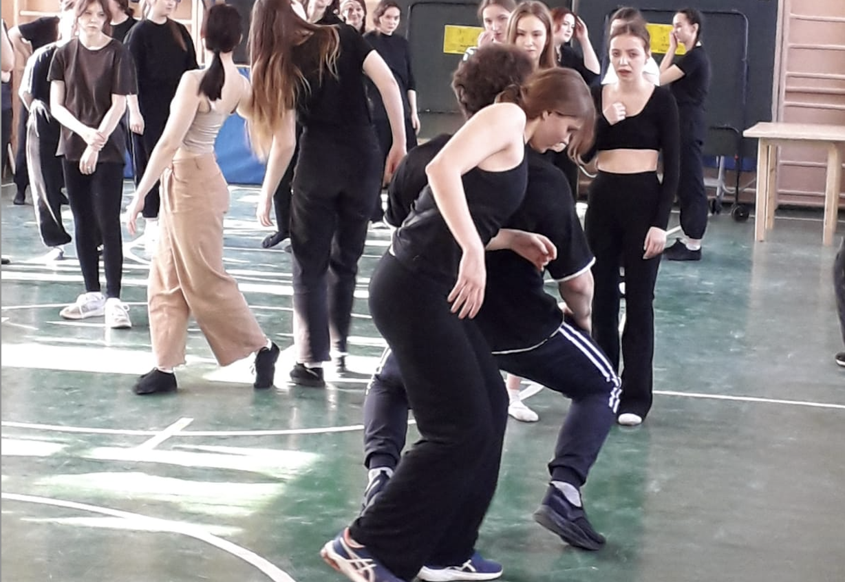 Снимок экрана 2023-04-16 в 18.55.54