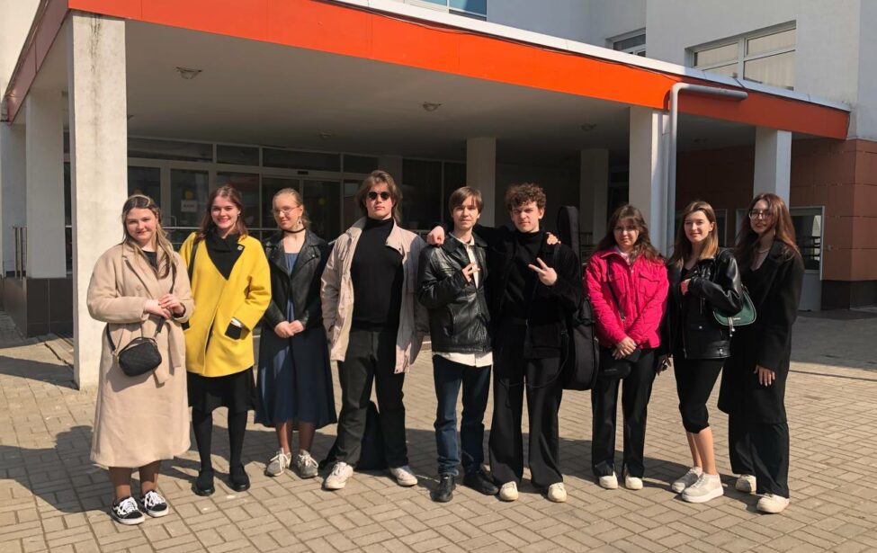 О весна, без конца и без краю!