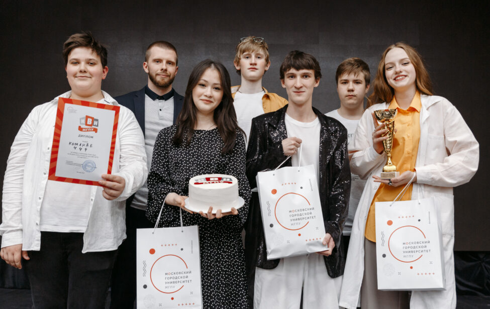 Школьная команда &laquo;444&raquo; вышла в&nbsp;финал Открытой лиги КВН МГПУ