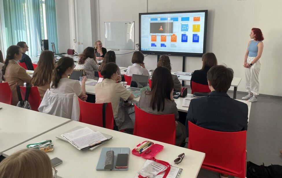 Формат стендап в&nbsp;академической коммуникации