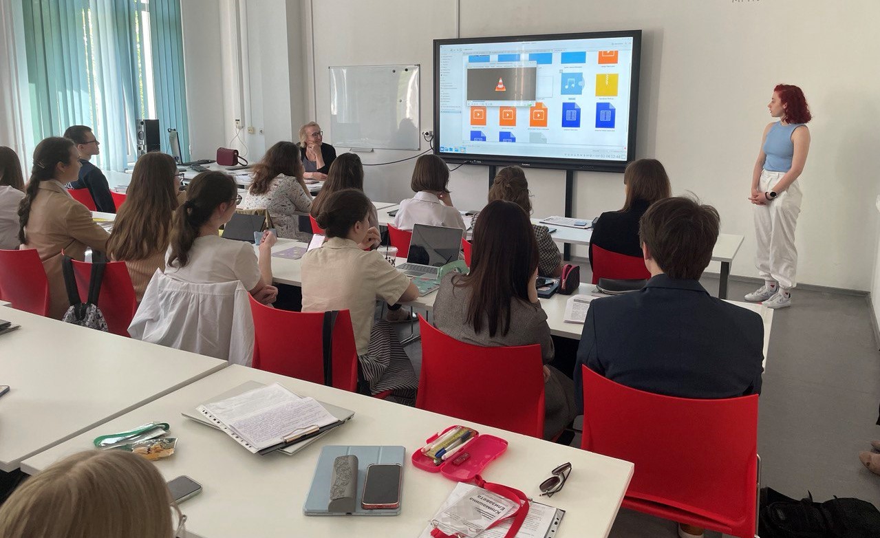 Формат стендап в&nbsp;академической коммуникации