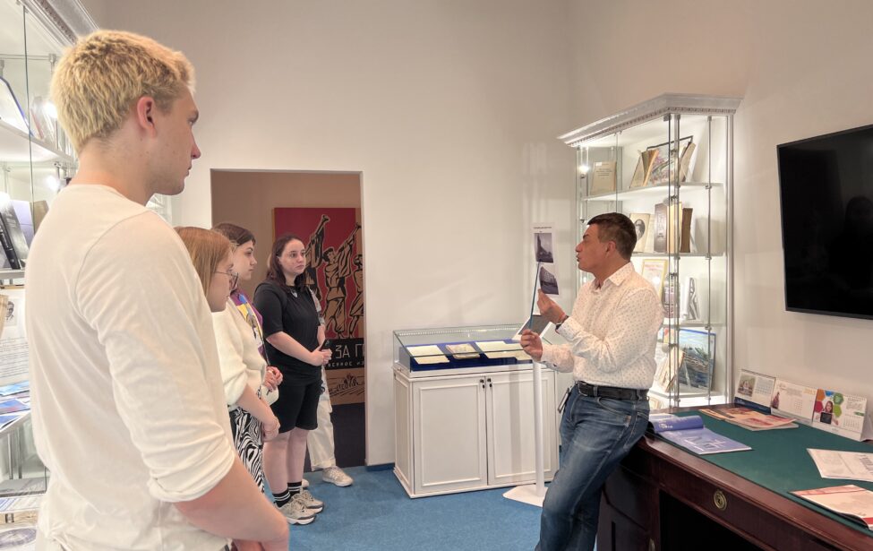 Студенты ИИЯ на&nbsp;экскурсии в&nbsp;издательстве &laquo;Просвещение&raquo;