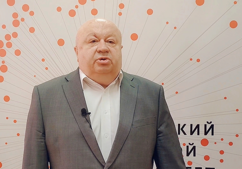 Виктор Кириллов открыл всероссийскую конференцию по творчеству Носова в Курске
