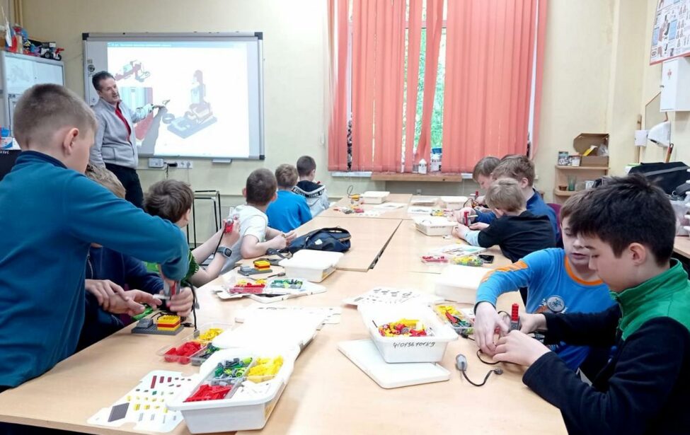 Приглашаем на внебюджетные занятия