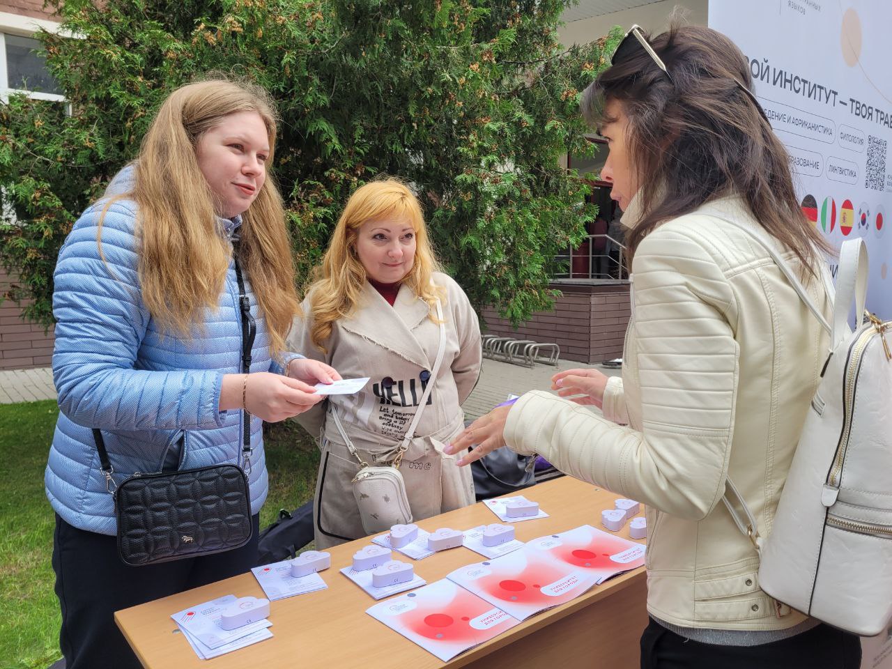 ИИЯ на&nbsp;III Фестивале языков стран Европы и&nbsp;Азии