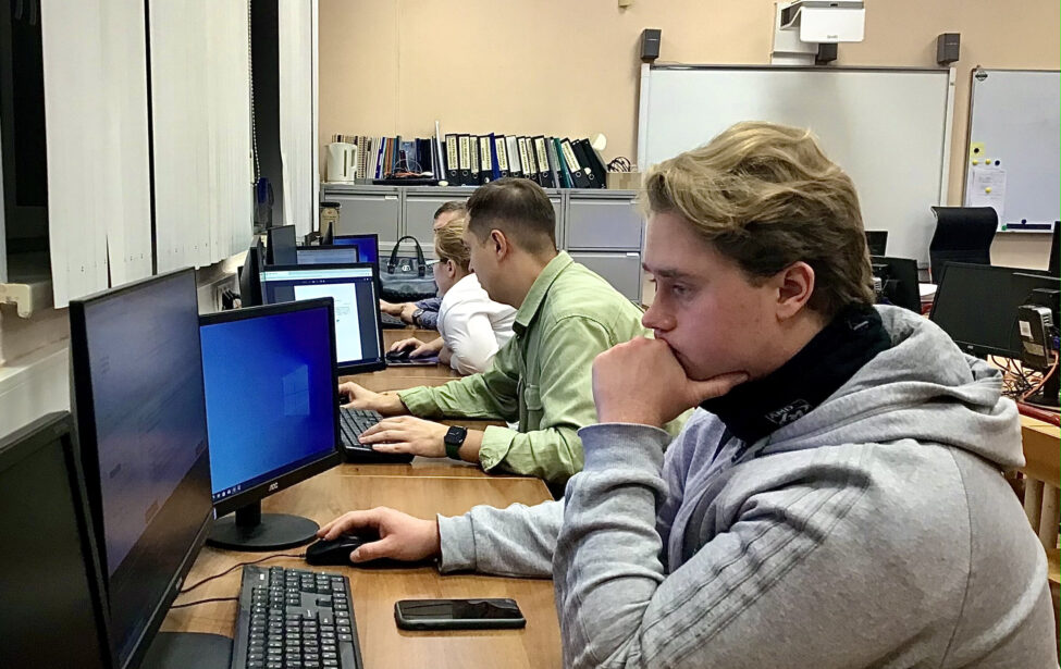 Магистранты ИЭУиП проходят процедуру оценки компетенций