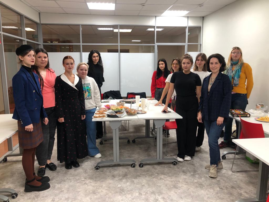 Студенты, мероприятие