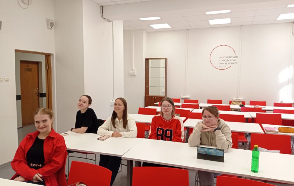 Поэтический вечер в&nbsp;ИИЯ