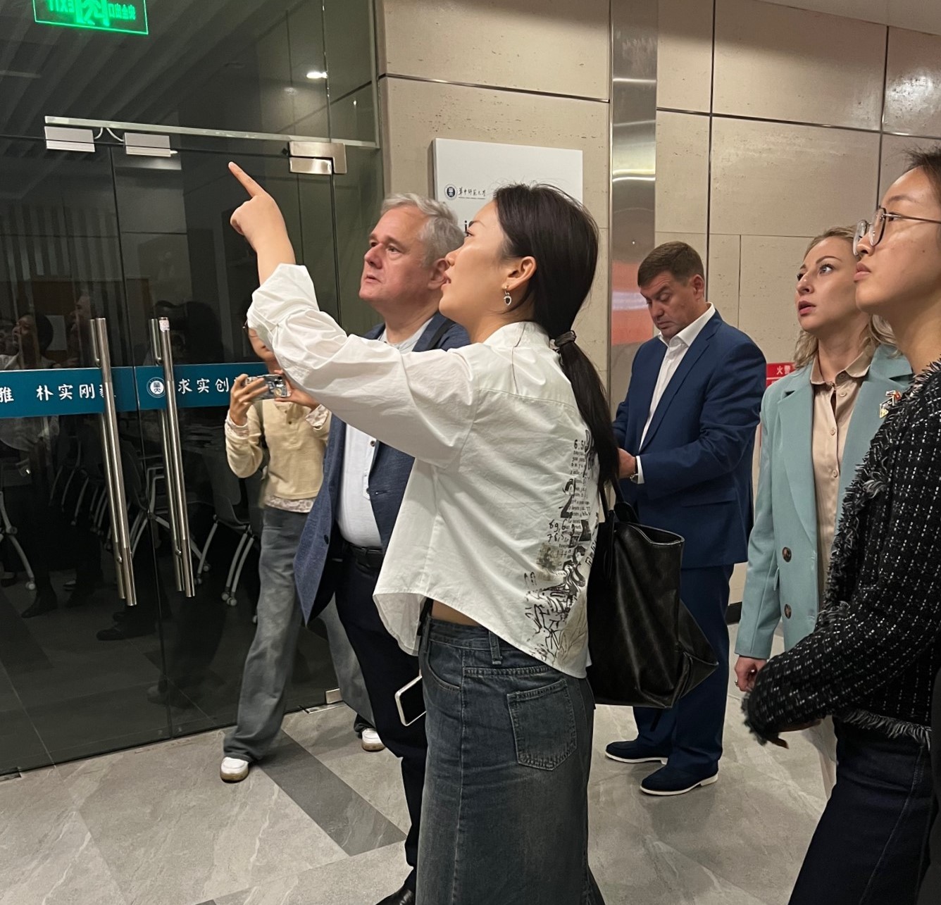 image-04-10-23-02-47-2