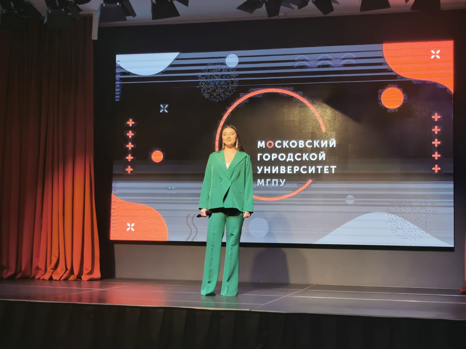 8d3e8a67-9341-451d-8d85-d31125b31df4