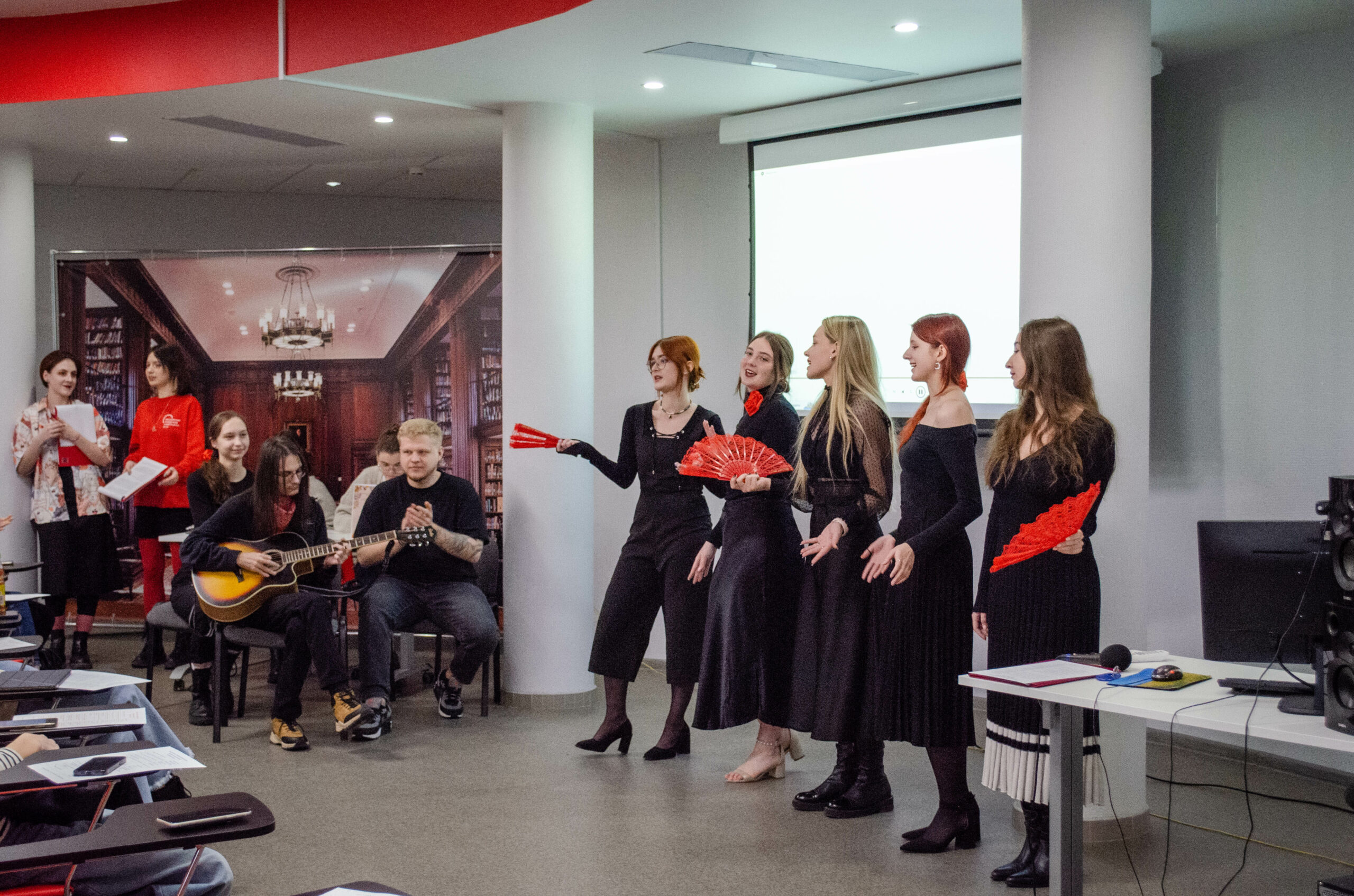 Ежегодный фестиваль &laquo;Романские краски&raquo;