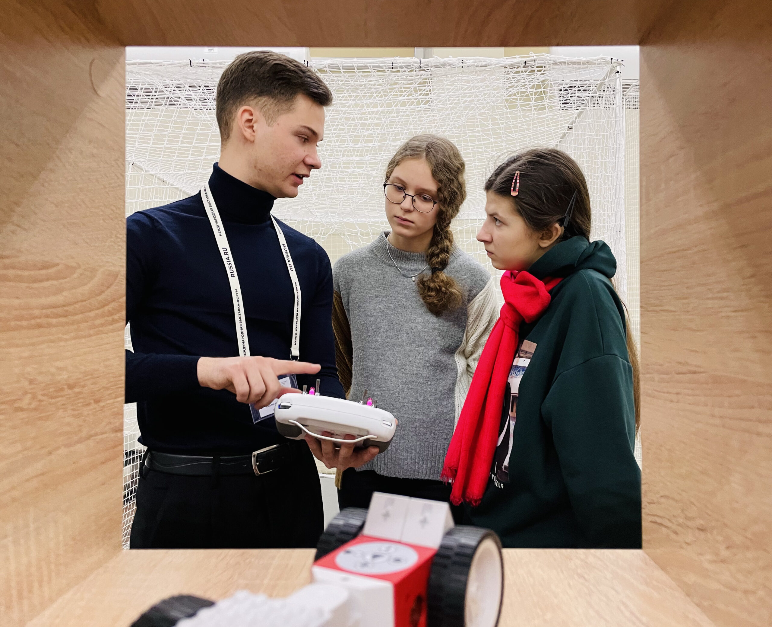 Учебный день в лабораториях предпрофессионального образования