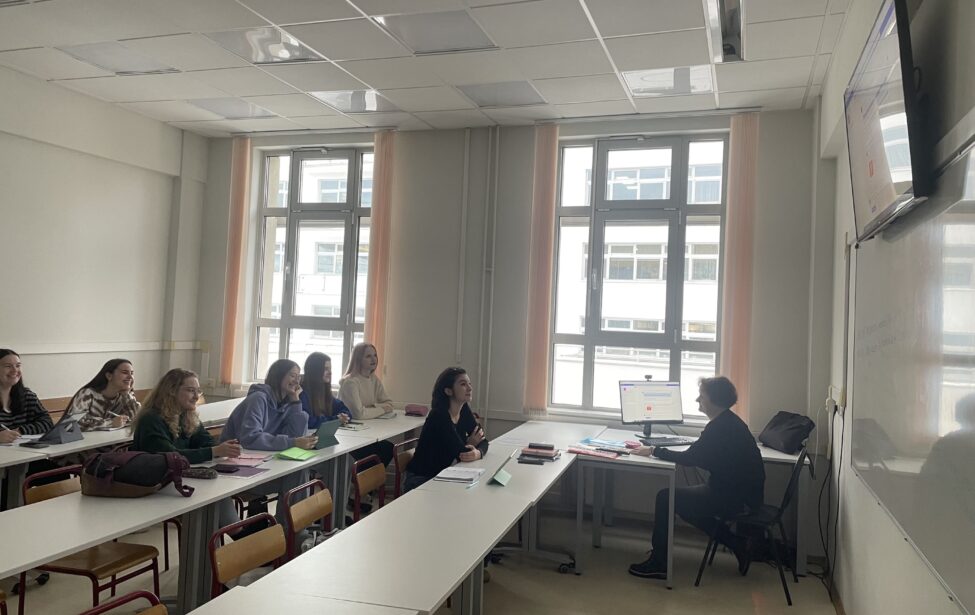 Новая программа наставничества в&nbsp;ИИЯ