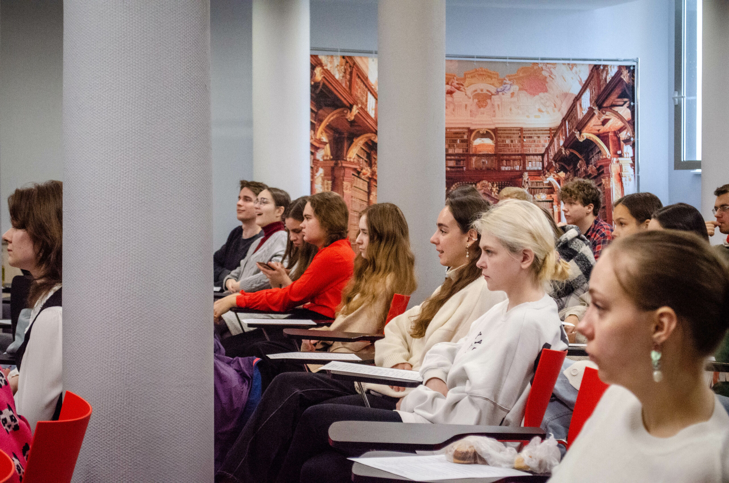 Фестиваль «Романские краски»