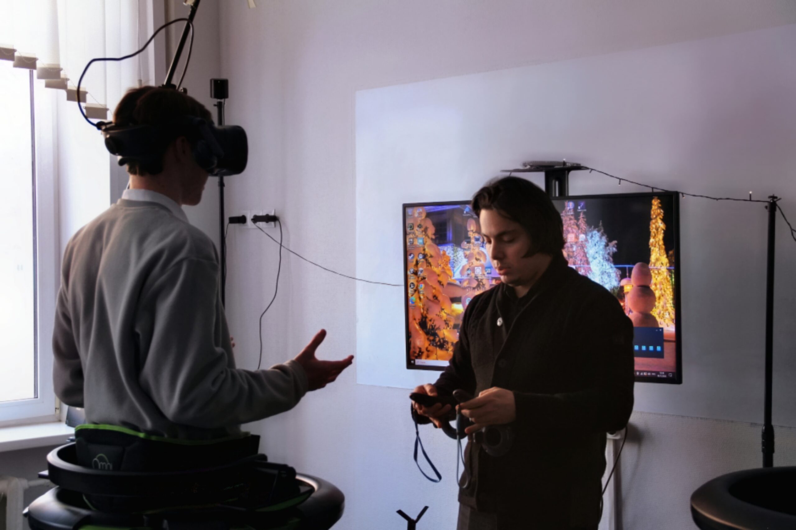 Picsart_23-12-07_14-05-28-708