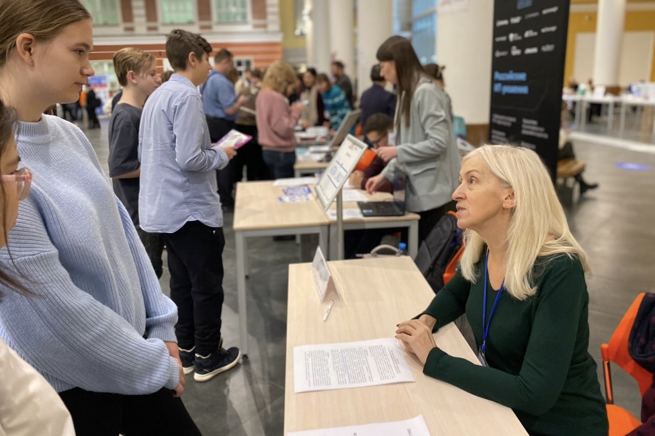 eef992c8-8ccd-4e7f-b348-7b98f9d41b55