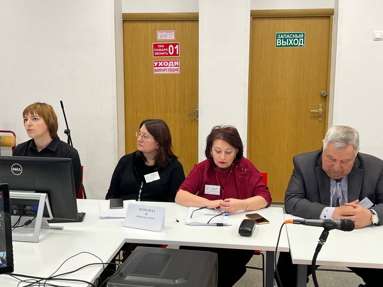 photo_5201685461586794159_y