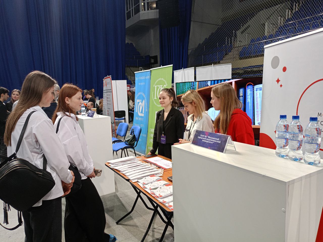 photo_5458725166759663351_y