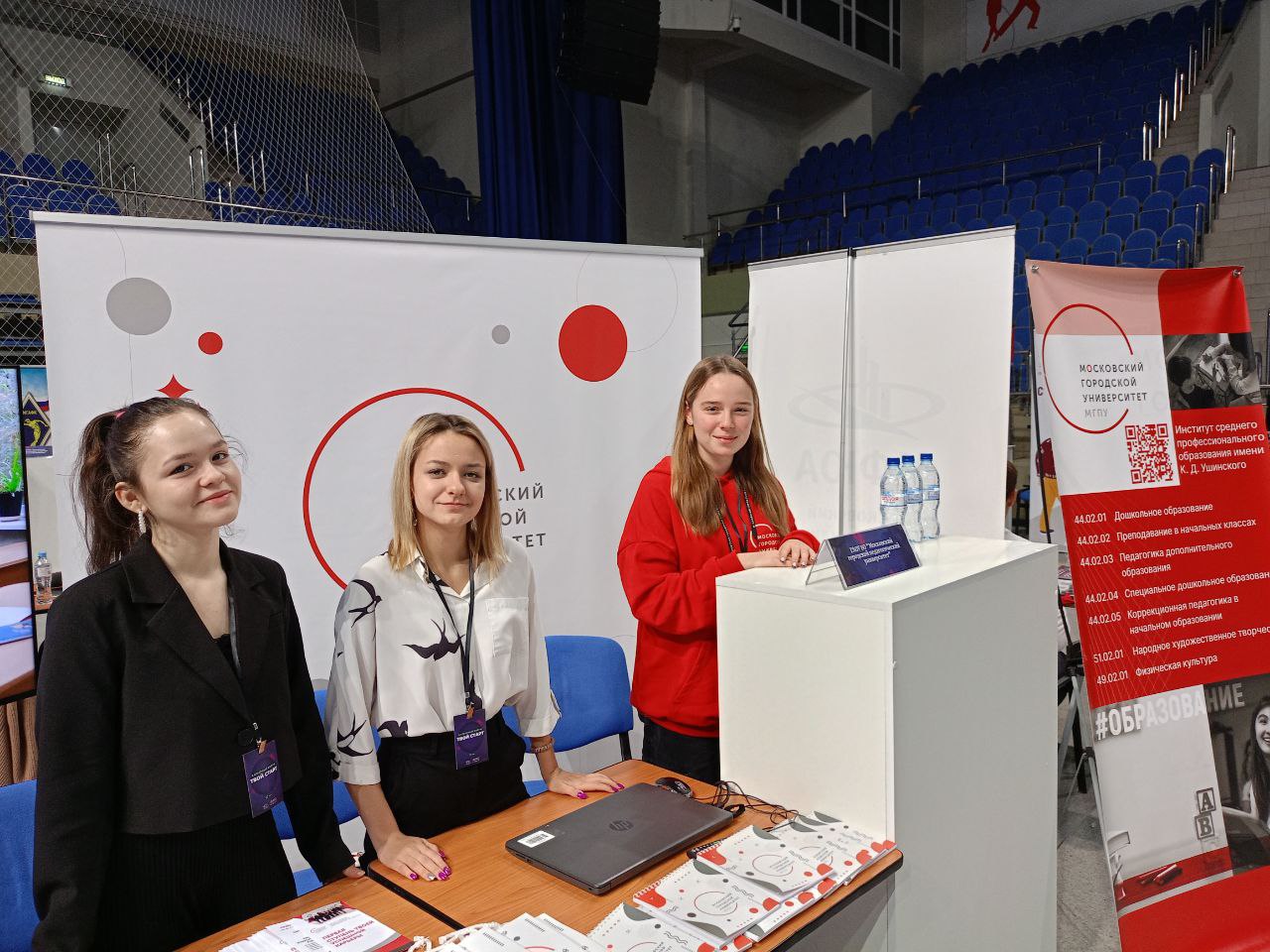 photo_5458725166759663356_y