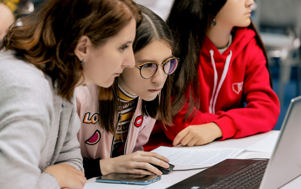 Московские школьники в&nbsp;числе лидеров по&nbsp;участию в&nbsp;&laquo;Уроке цифры&raquo; от&nbsp;Яндекса