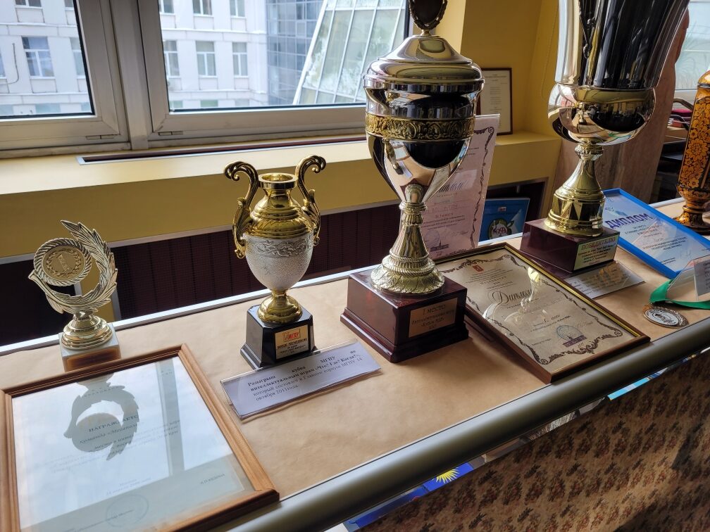 Музей истории подготовил выставку об интеллектуальном движении студентов МГПУ