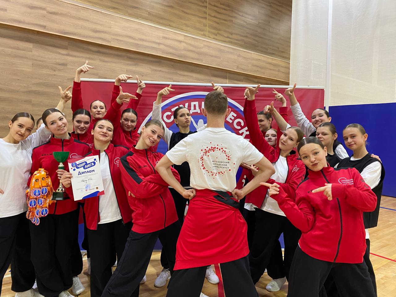 image-27-11-23-02-15