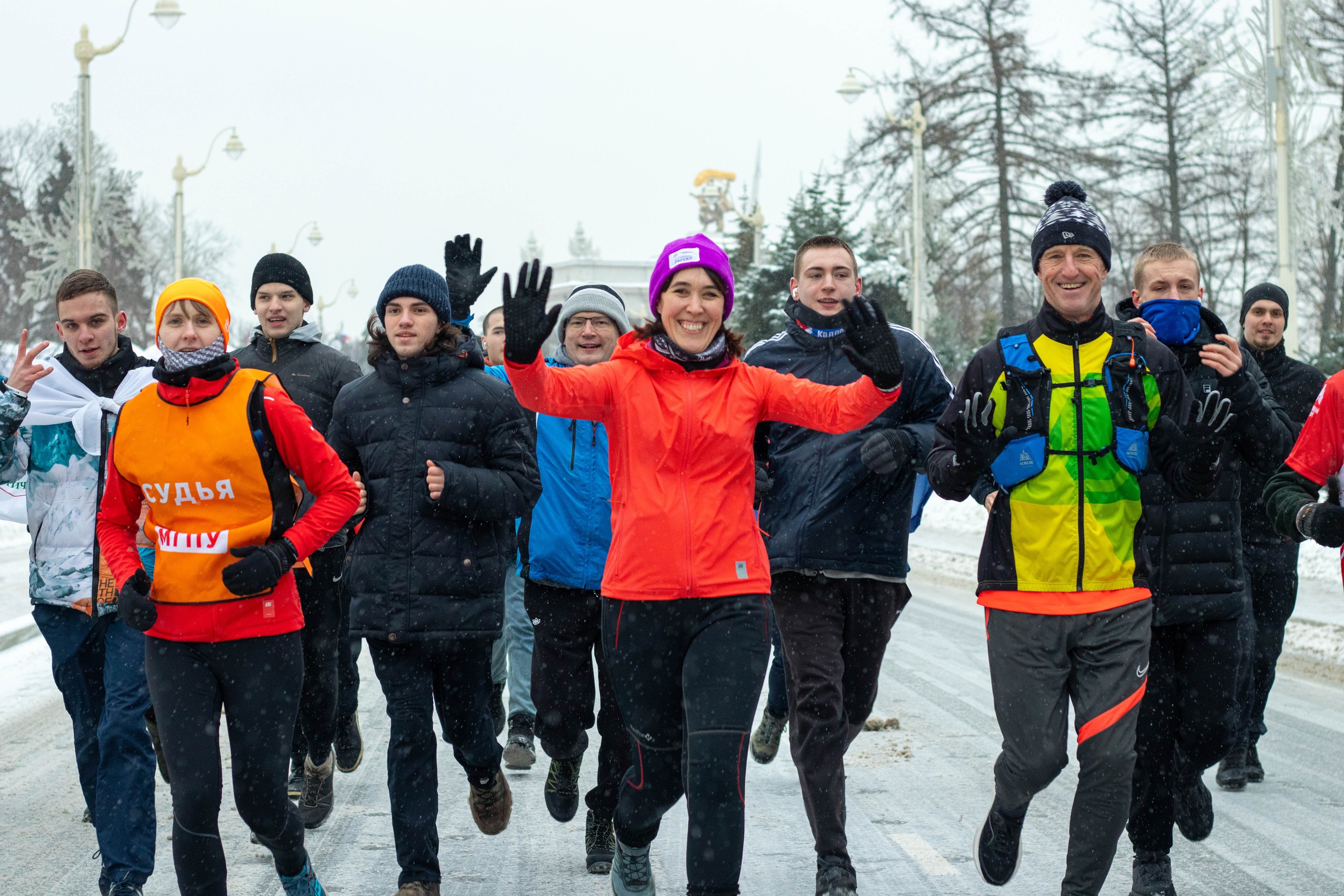 Студенты МГПУ и замглавы Минобрнауки вышли на пробежку в Татьянин день