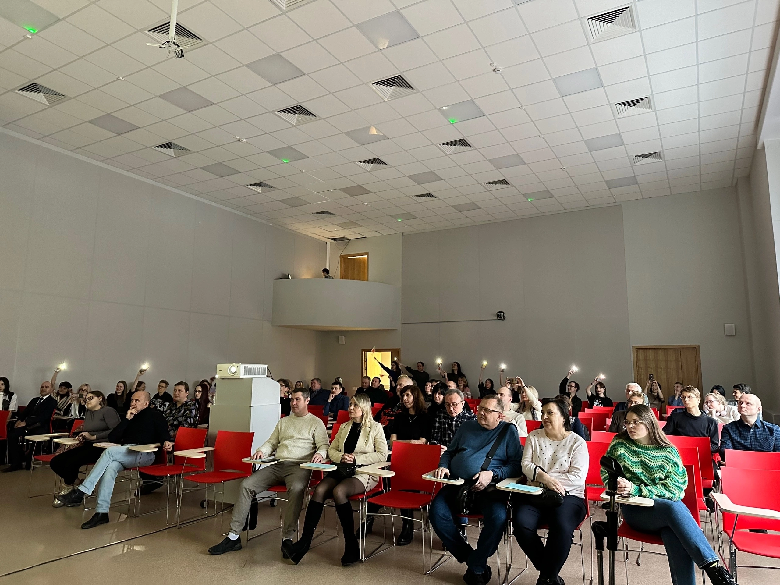 День открытых дверей для родственников студентов в ИИЯ